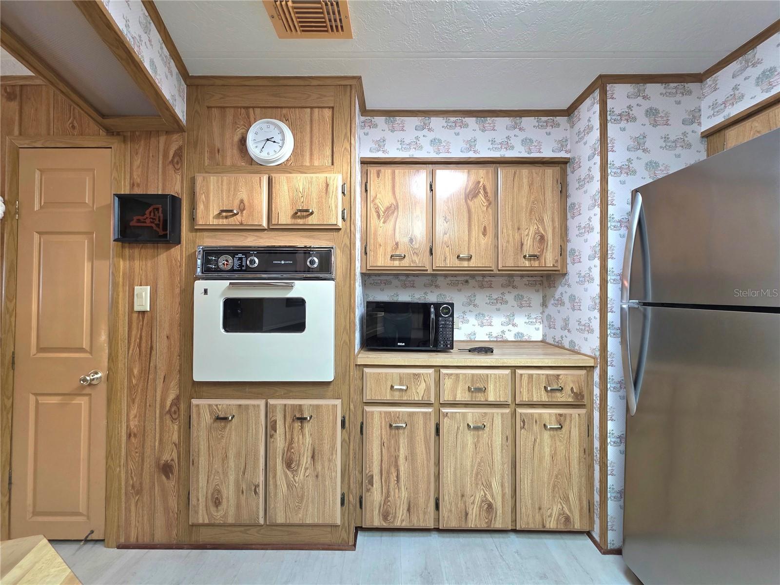 LAKE BETMAR EST UNITS 3-4-5 - Residential