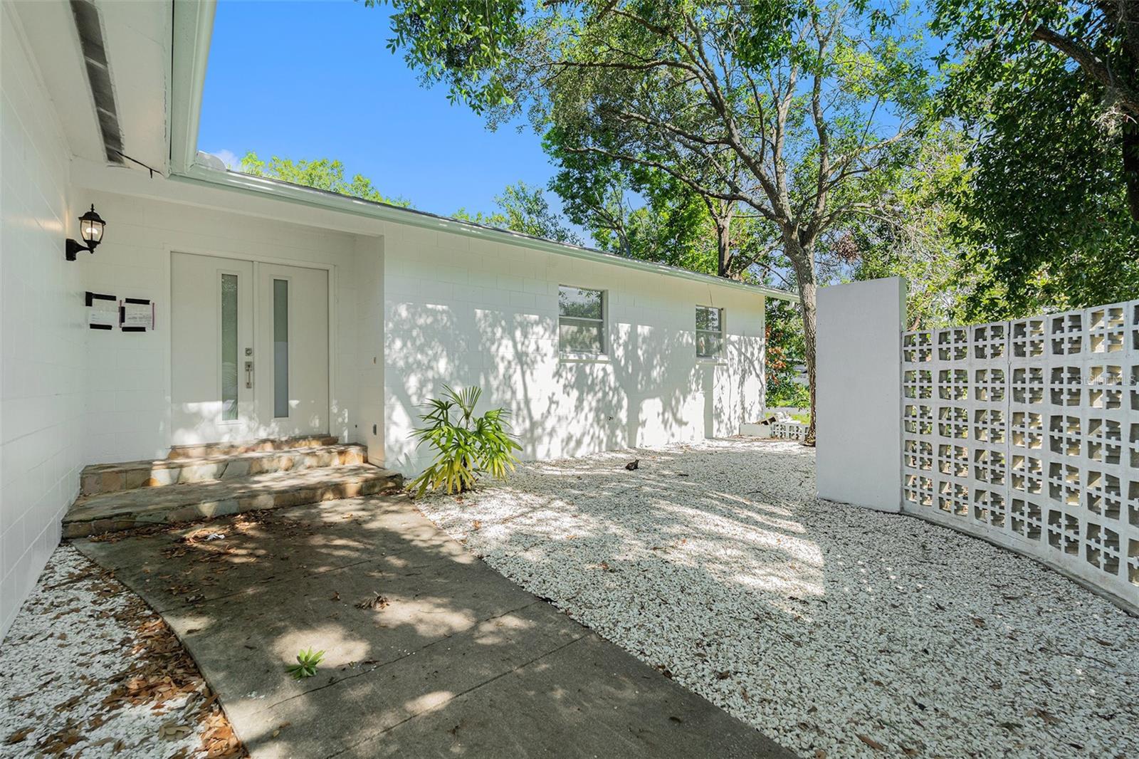 TEMPLE TERRACE RIVERSIDE SUBDI - Residential Lease