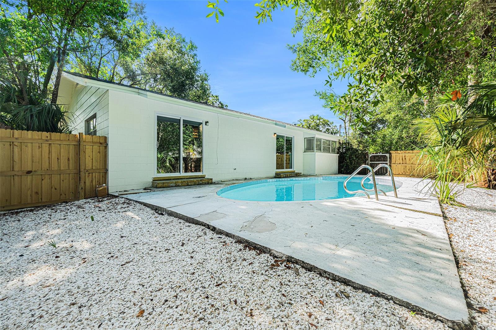 TEMPLE TERRACE RIVERSIDE SUBDI - Residential Lease