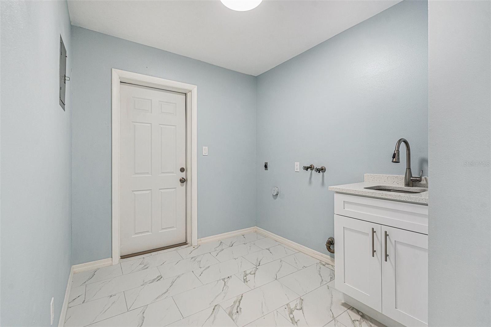 TEMPLE TERRACE RIVERSIDE SUBDI - Residential Lease