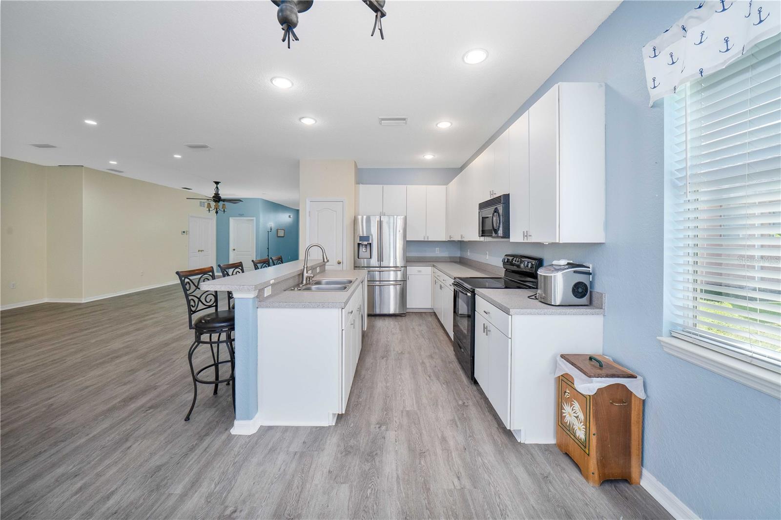 LAKESIDE PLANTATION - Residential