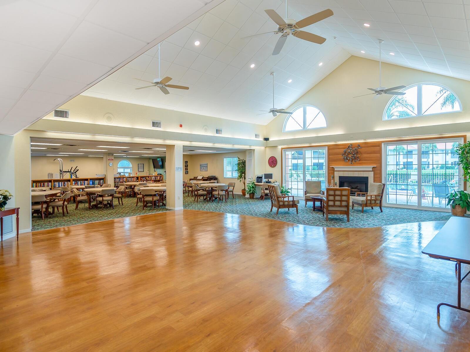 CASA DEL SOL SEC V - Residential