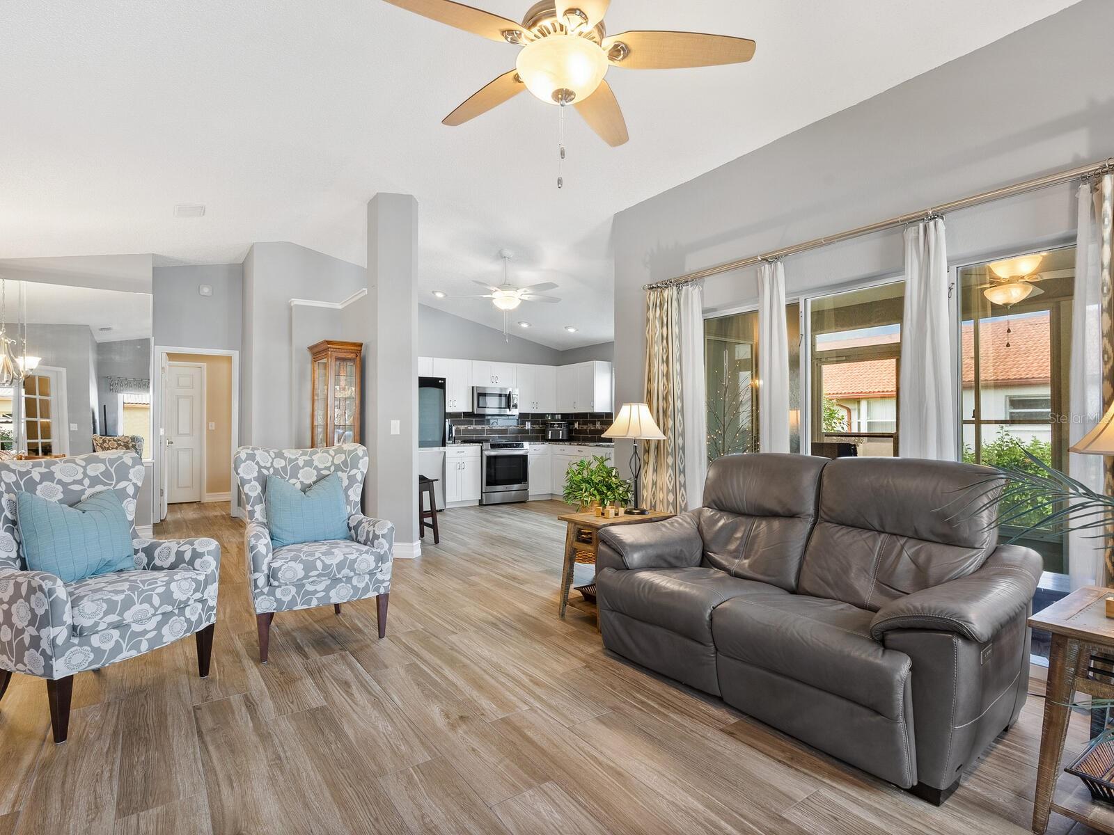 CASA DEL SOL SEC V - Residential