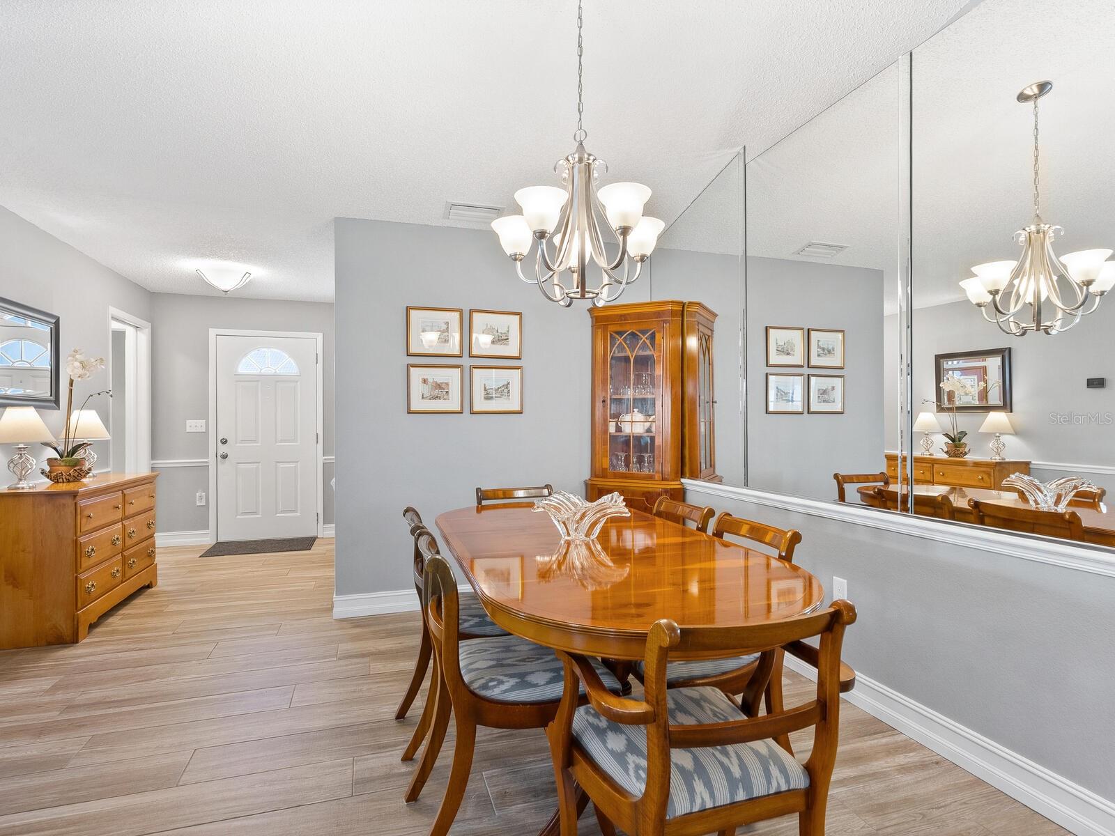 CASA DEL SOL SEC V - Residential