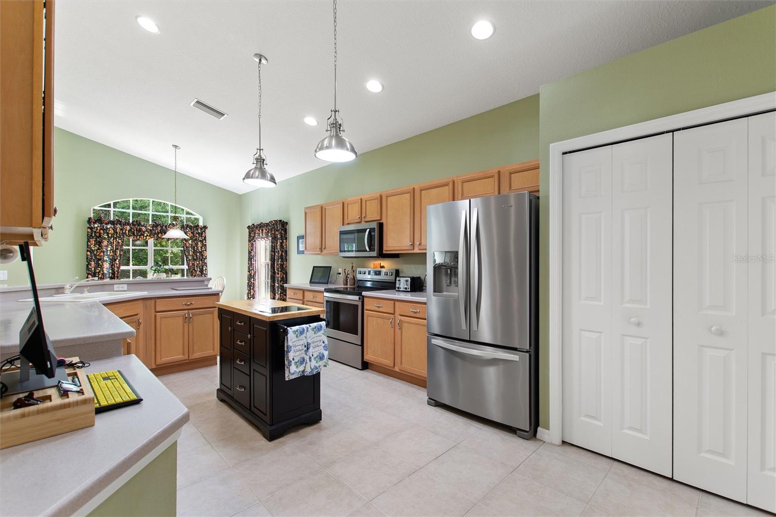 RIDGEWOOD LAKES VILLAGE 6 - Residential