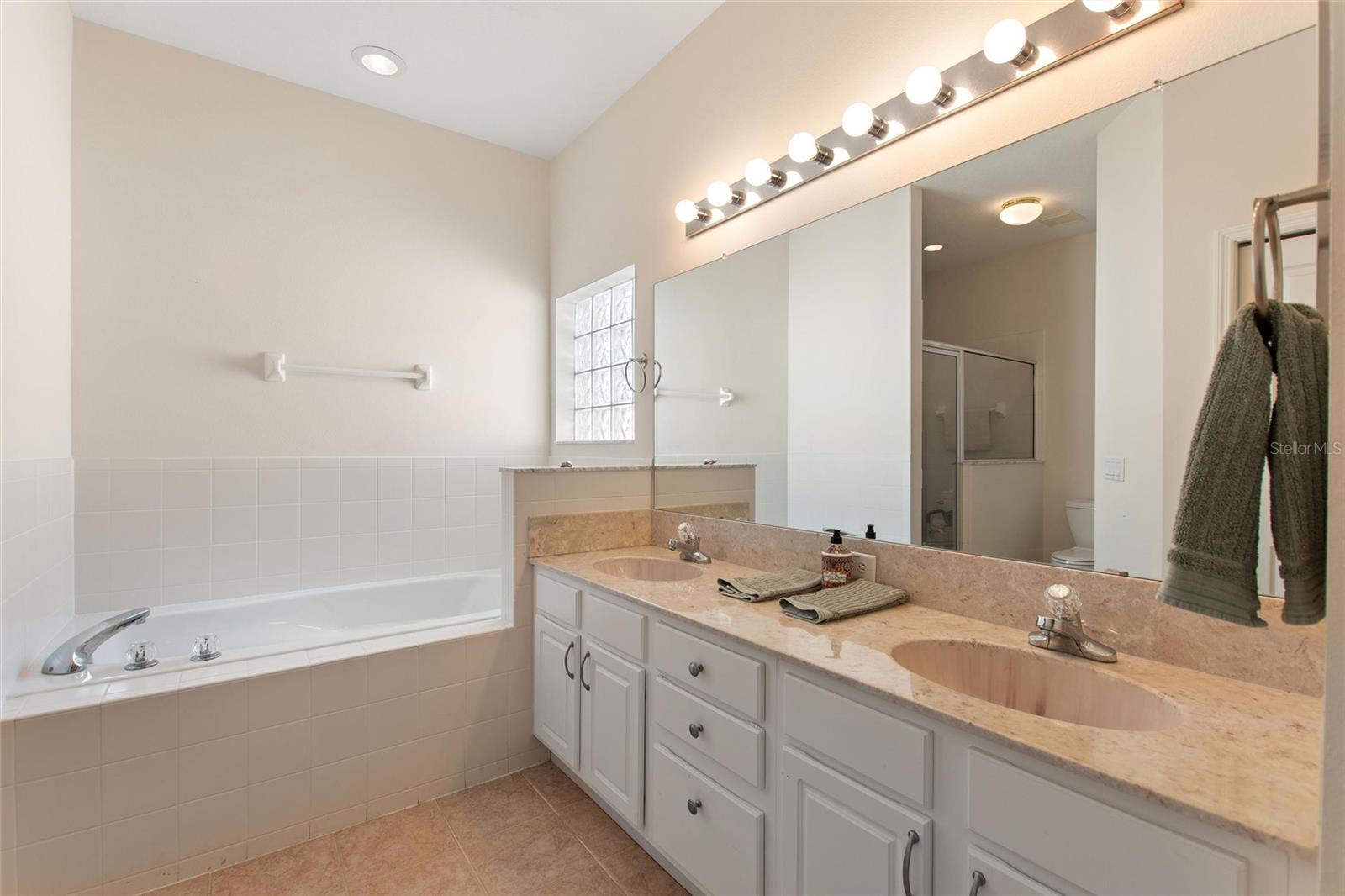 RIDGEWOOD LAKES VILLAGE 6 - Residential