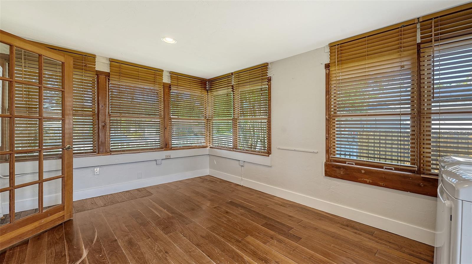 BAHIA VISTA HIGHLANDS - Residential