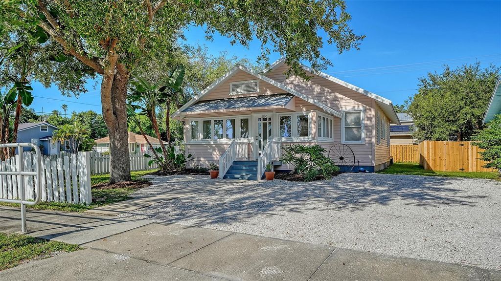 Photo of 1150 Pattison Avenue, Sarasota, FL 34237 (MLS # A4665904)