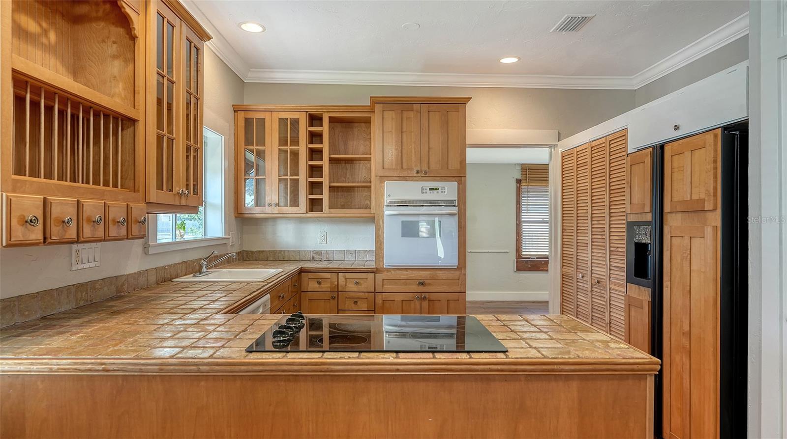 BAHIA VISTA HIGHLANDS - Residential