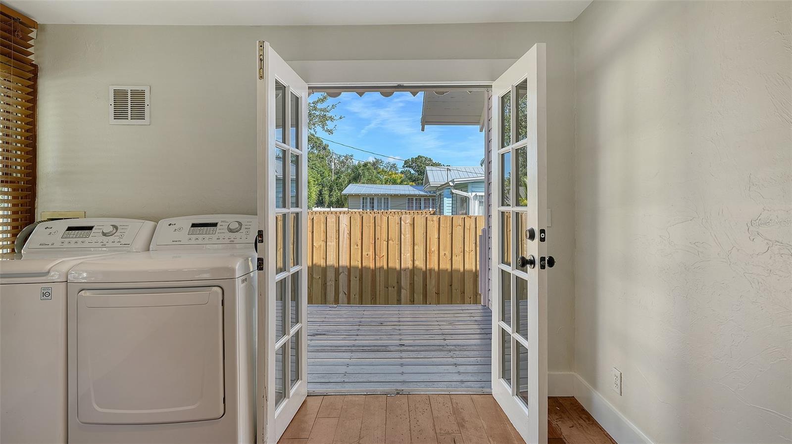 BAHIA VISTA HIGHLANDS - Residential