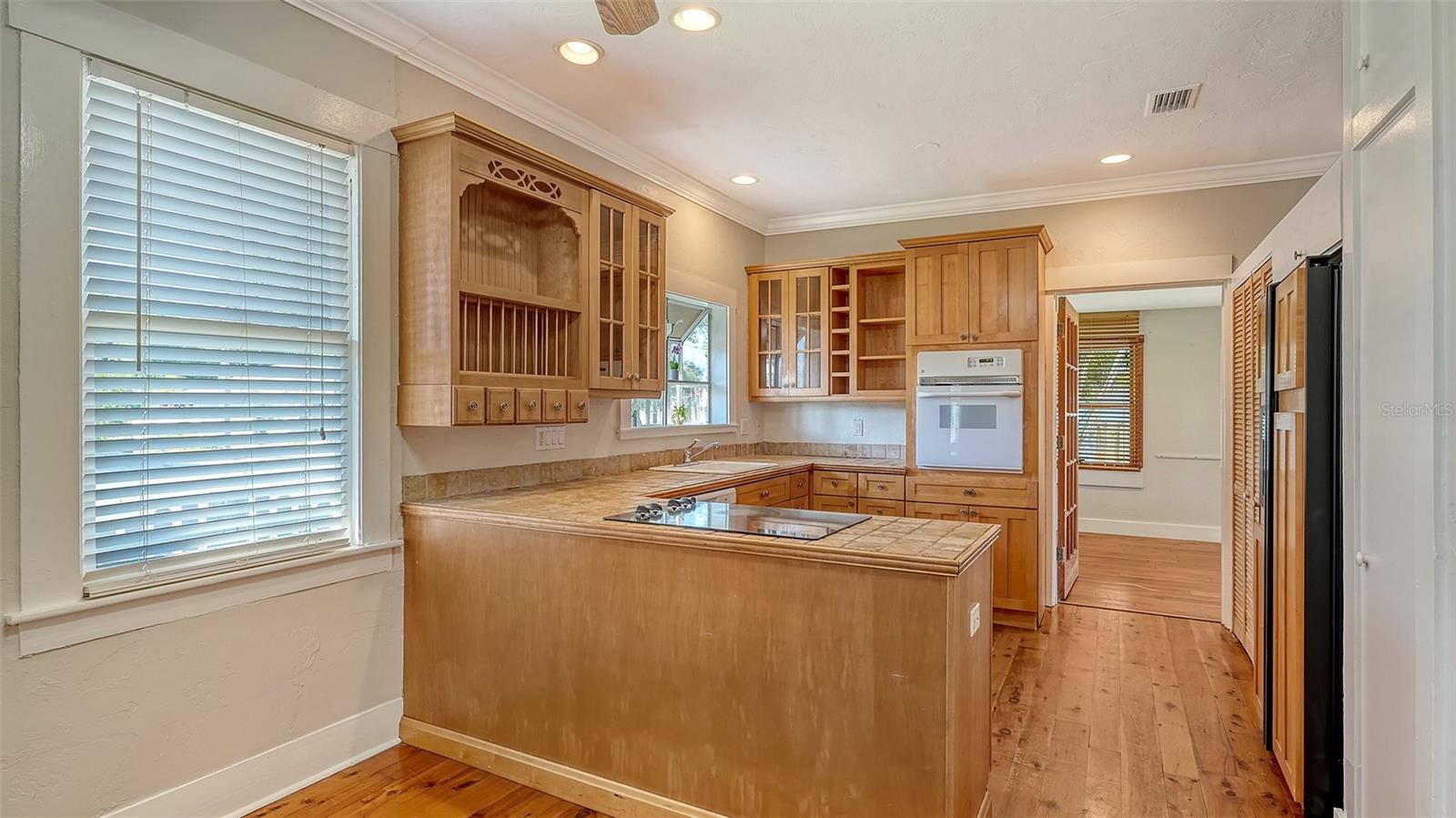 BAHIA VISTA HIGHLANDS - Residential