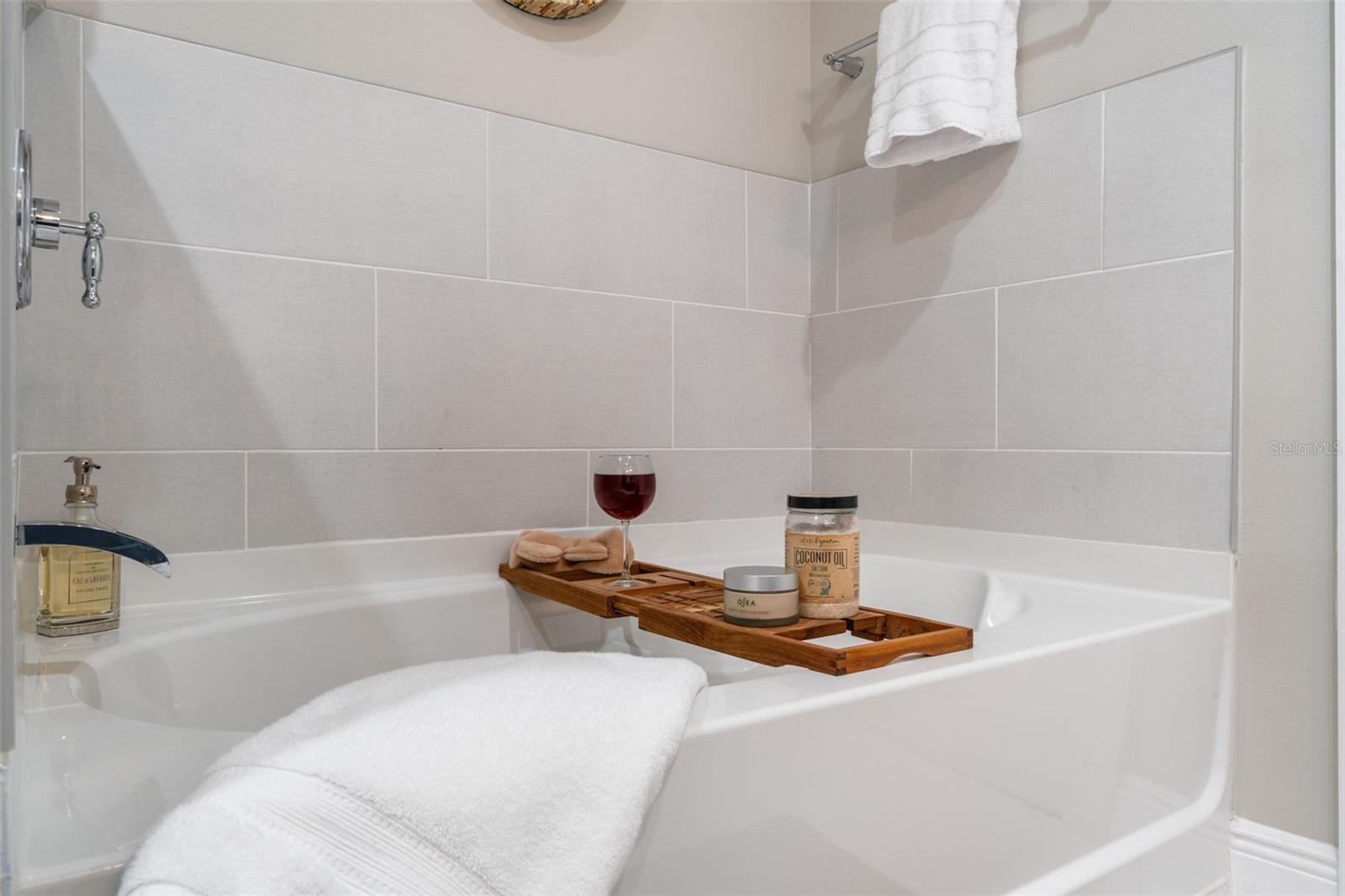 SIENA/BELLA COLLINA CONDOS - Residential