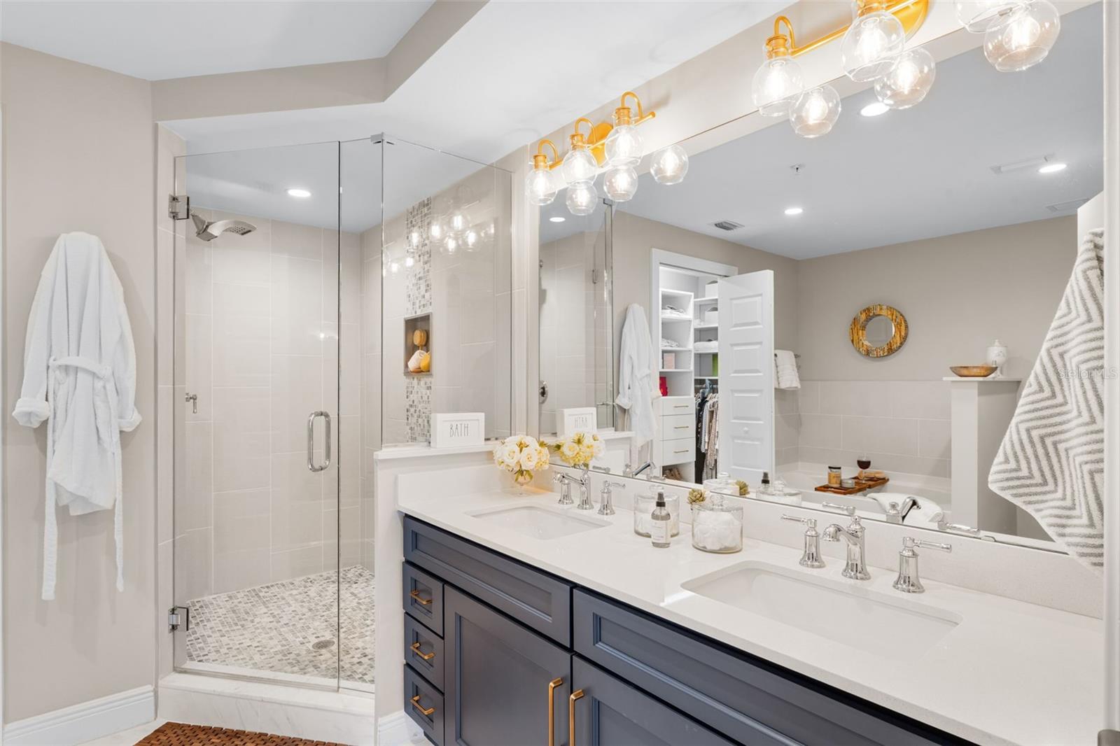 SIENA/BELLA COLLINA CONDOS - Residential