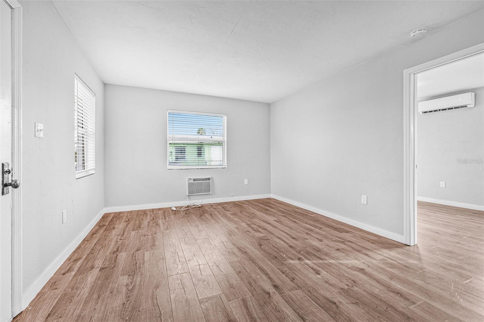 GULF SHORES 6TH ADD REP - Residential Lease