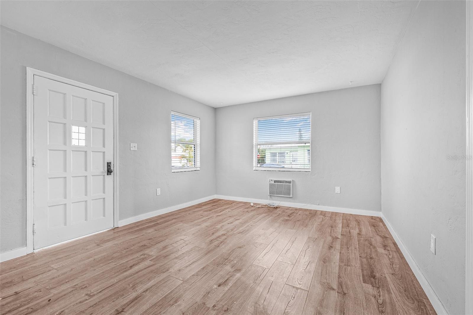 GULF SHORES 6TH ADD REP - Residential Lease