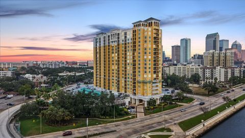 Photo of 345 Bayshore Boulevard #706, Tampa, FL 33606 (MLS # TB8455305)