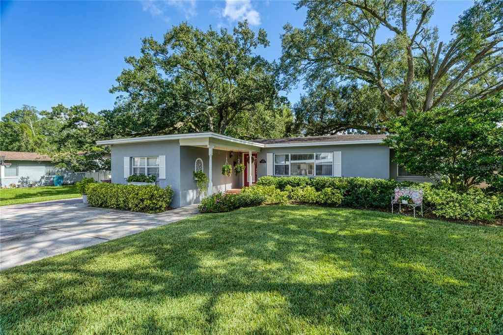 Photo of 3109 Harrison Avenue, Orlando, FL 32804 (MLS # O6356587)