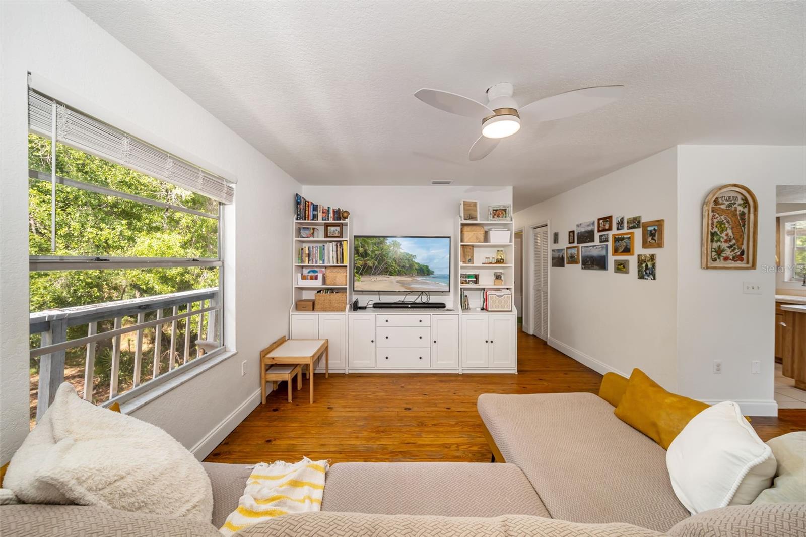 ROYAL PARK ESTATES ADD 01 - Residential