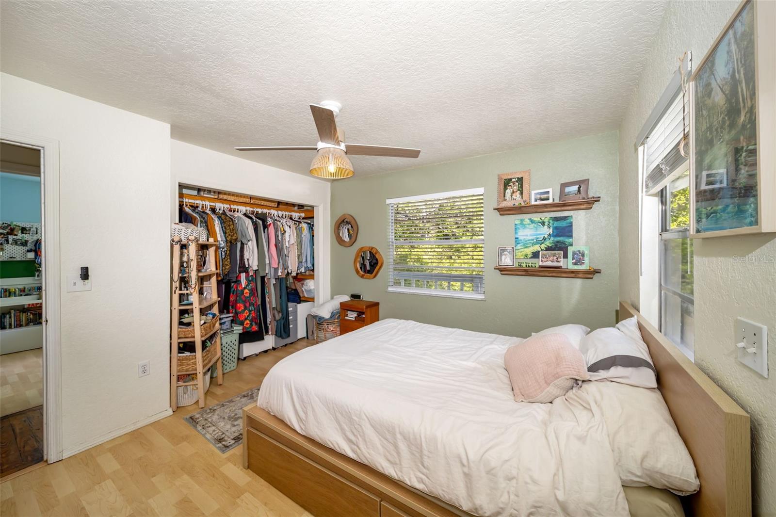 ROYAL PARK ESTATES ADD 01 - Residential