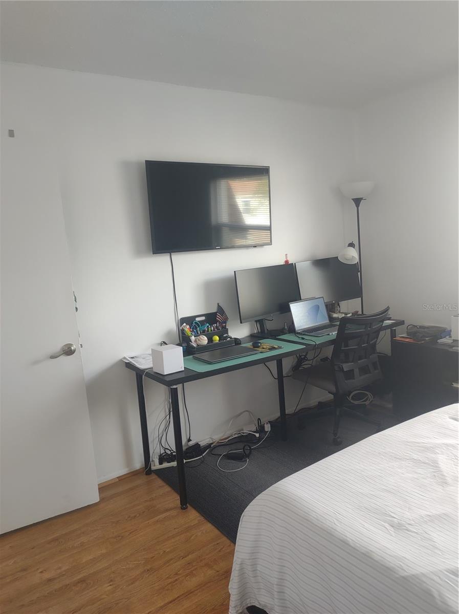 MANHATTAN PALMS CONDO - Residential