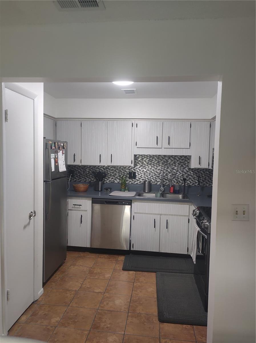 MANHATTAN PALMS CONDO - Residential