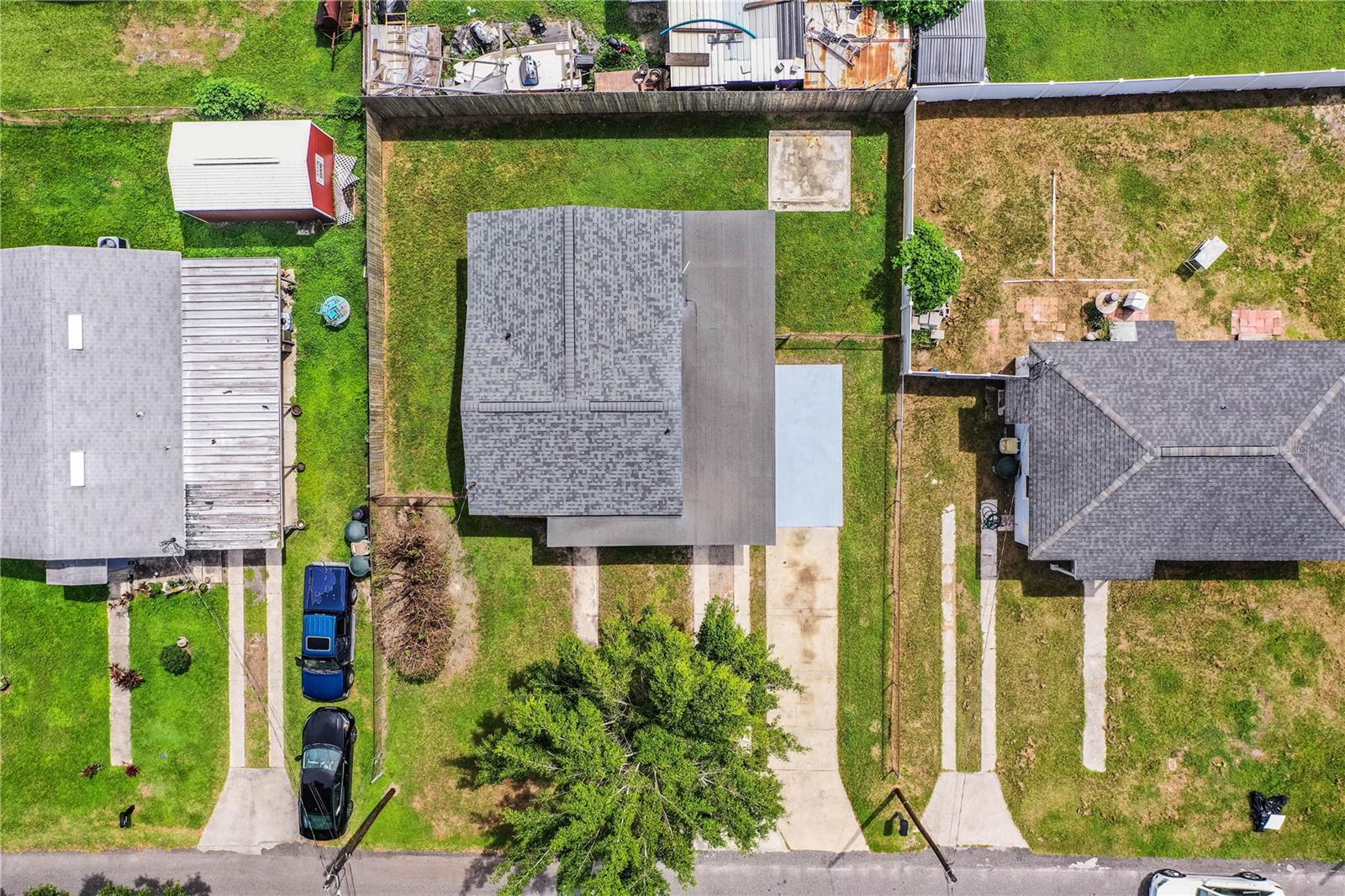 LINCOLN COURT - Residential