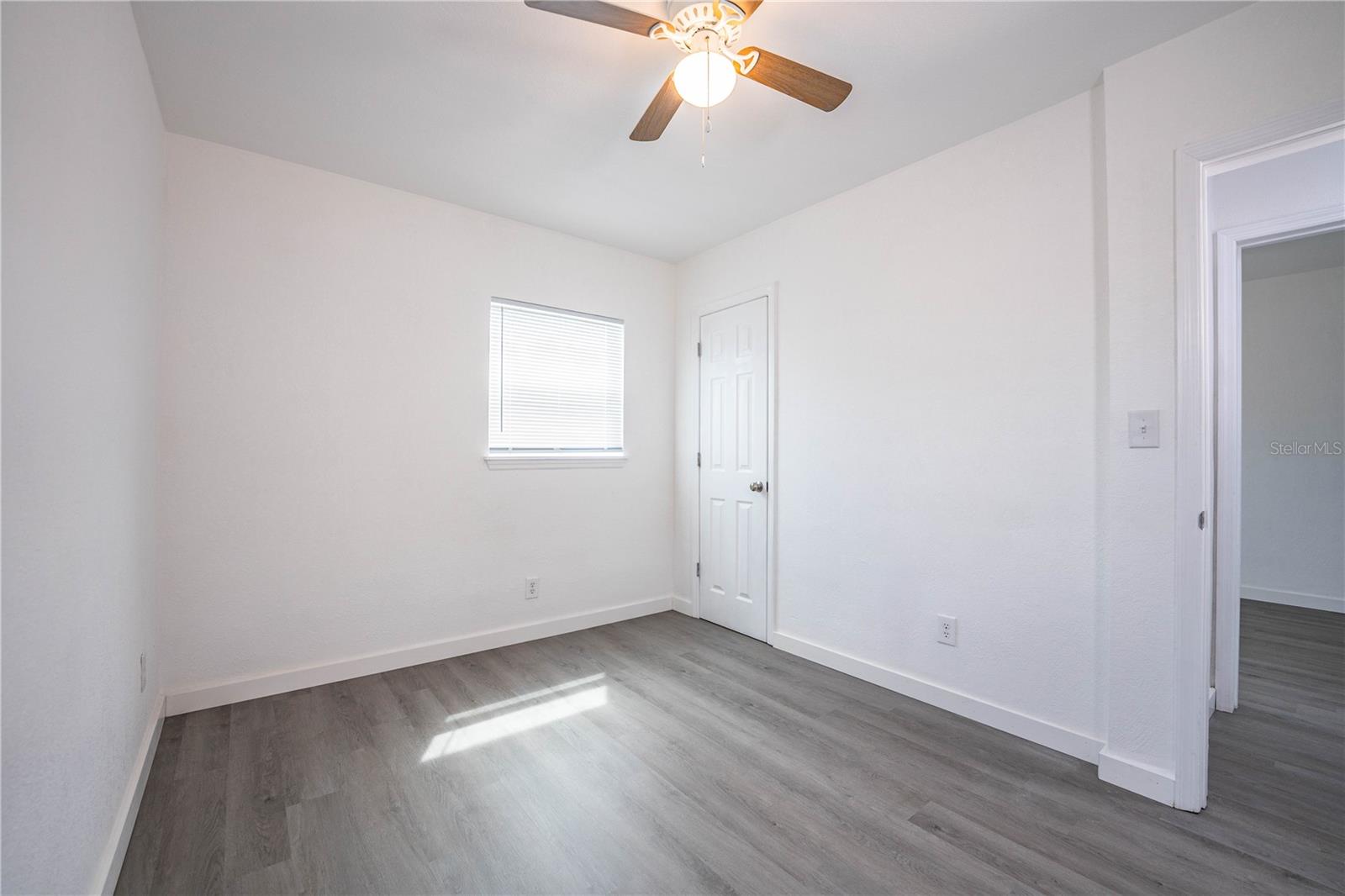 LINCOLN COURT - Residential