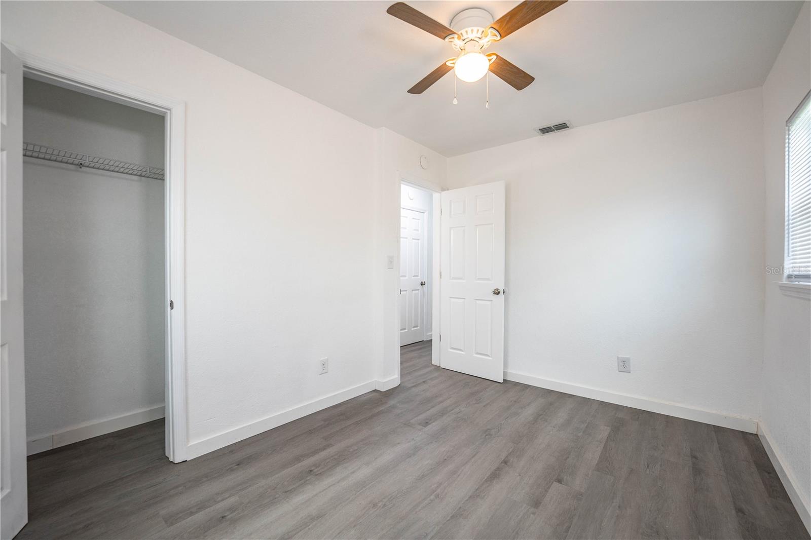 LINCOLN COURT - Residential