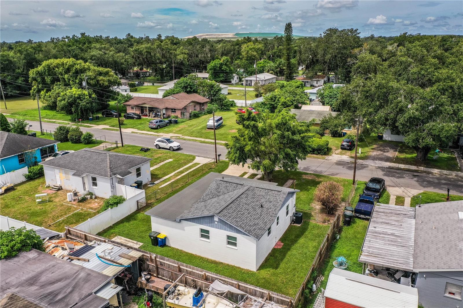 LINCOLN COURT - Residential