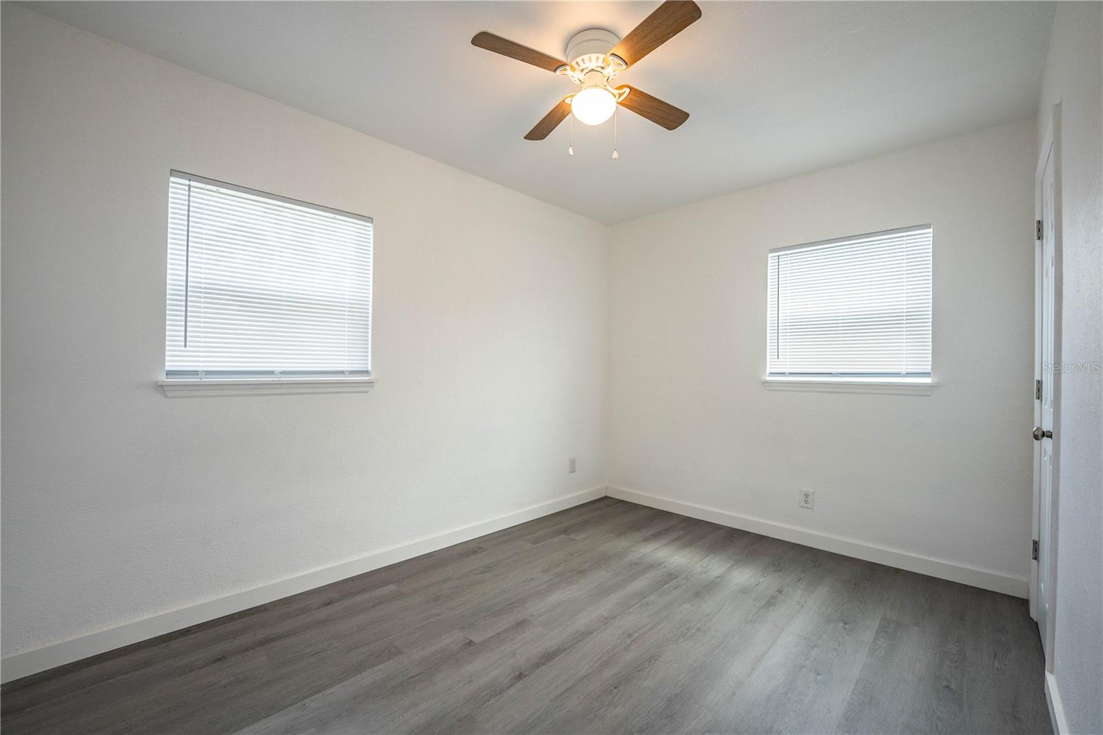 LINCOLN COURT - Residential