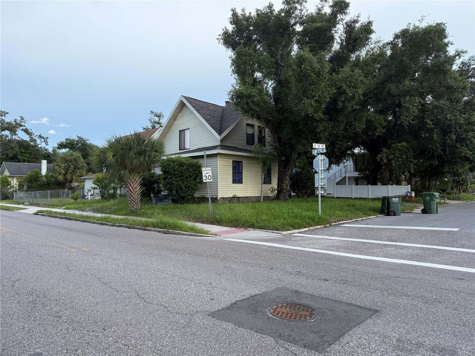 1625 9TH AVENUE W, BRADENTON, FL, 34205 3 1625 9TH AVENUE W