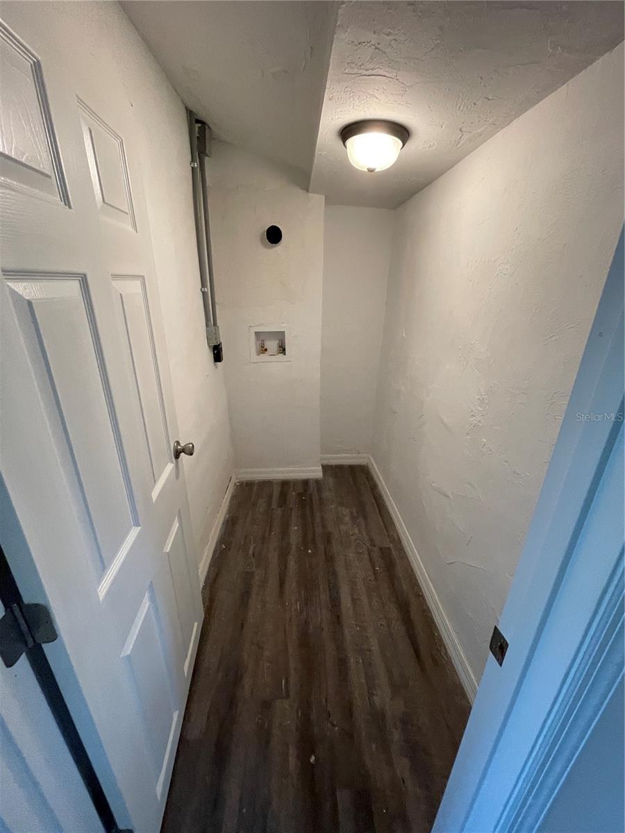 GOSS 1ST ADD TO GV - Residential Lease