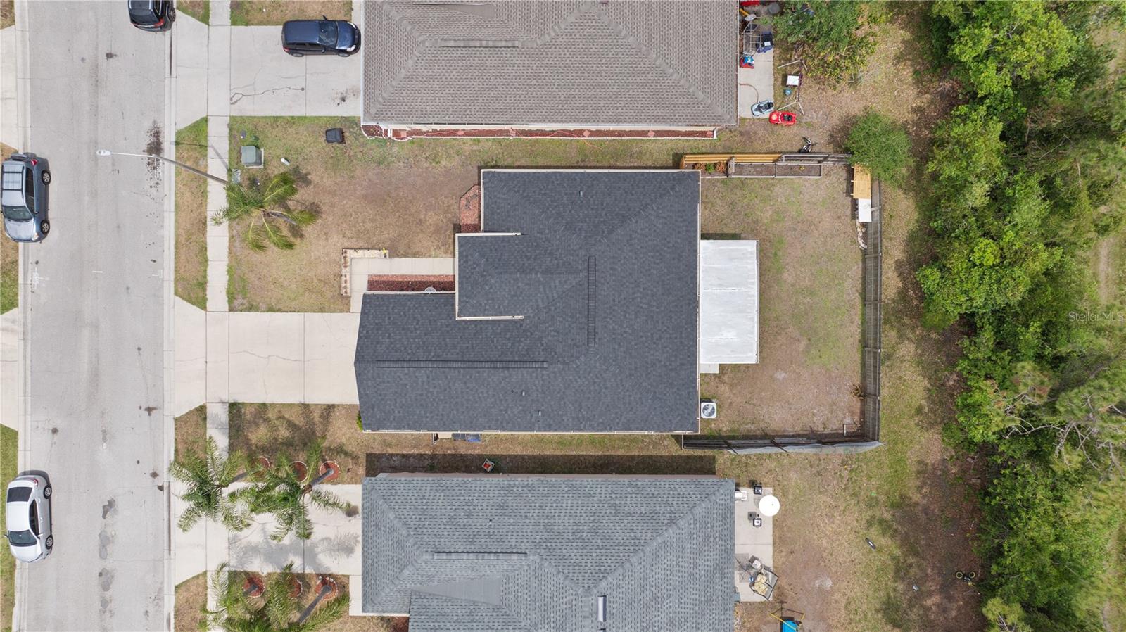5210 SILVER THISTLE LANE