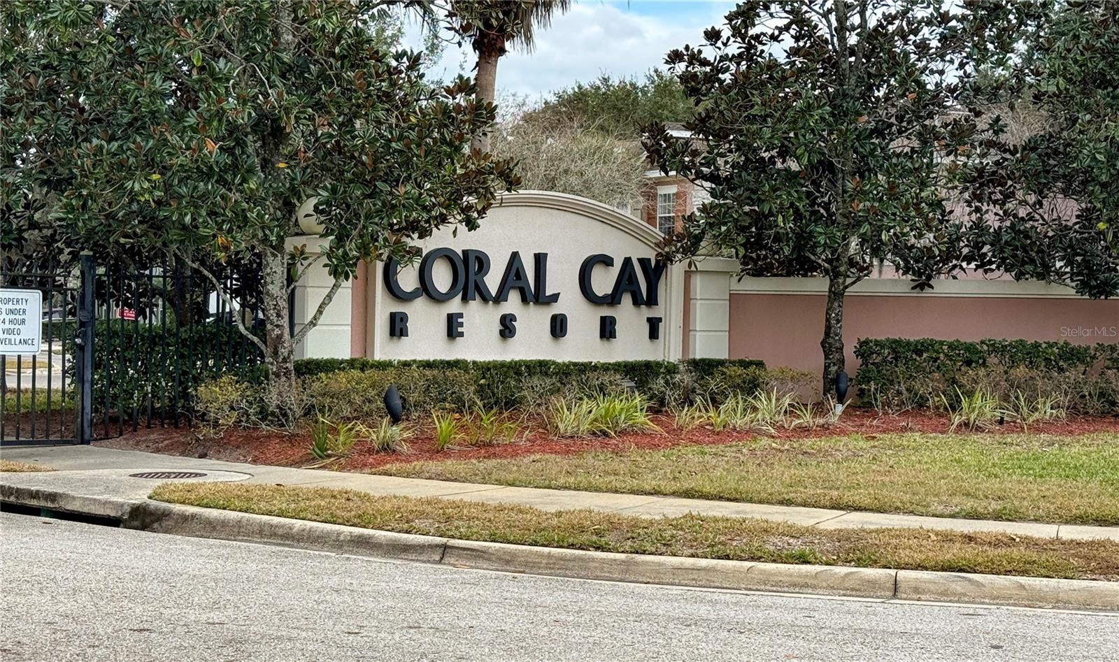 2394 CARAVELLE CIRCLE