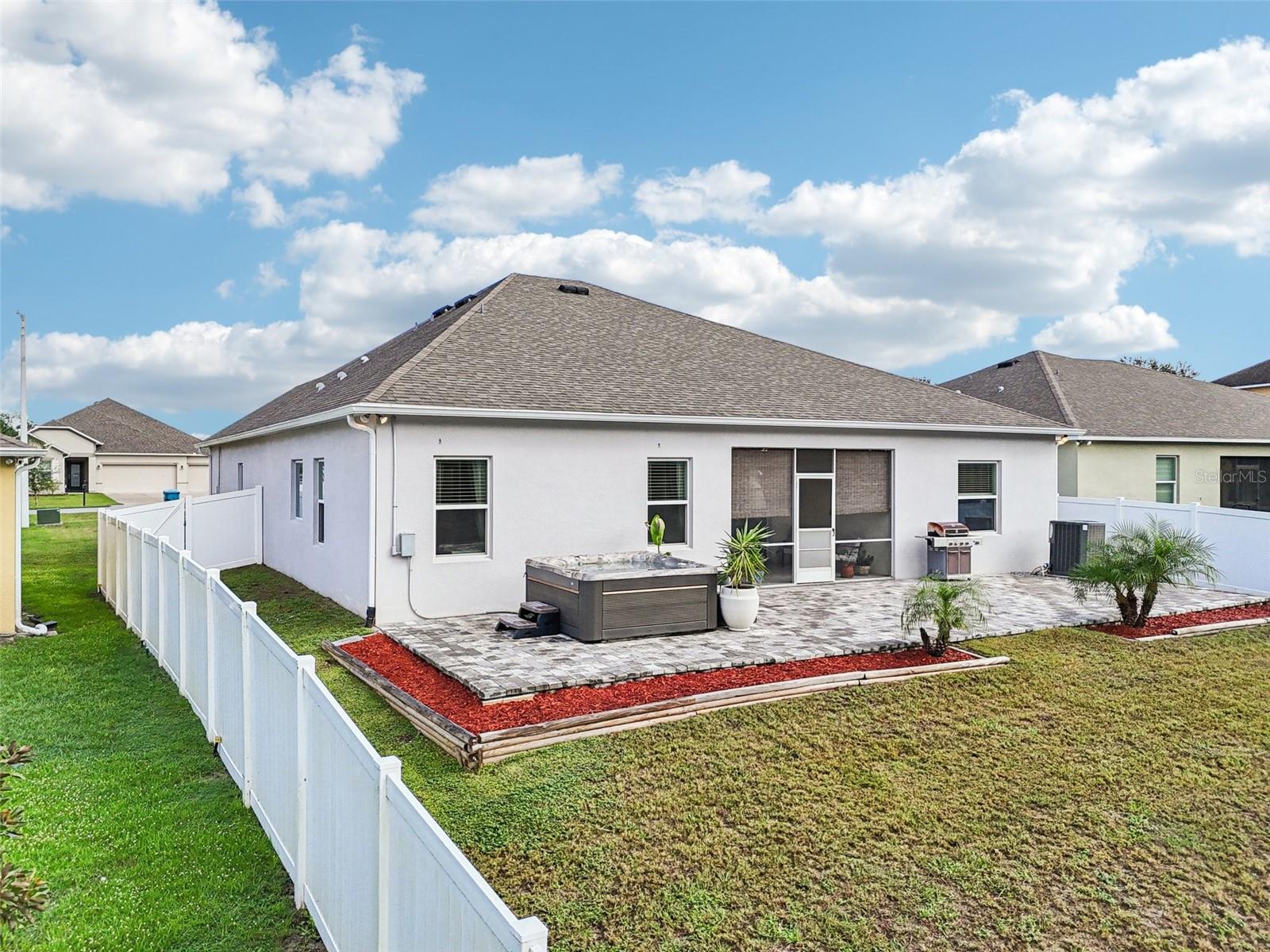 GLEN PH 11 12 & 13 - Residential