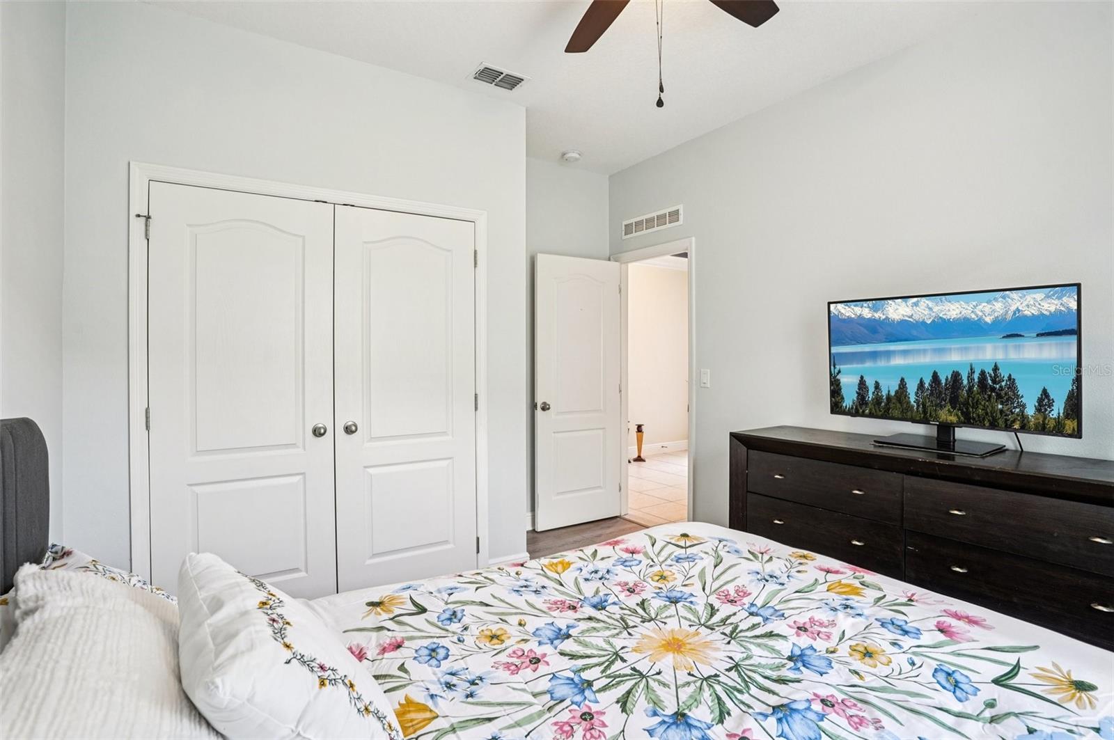 GLEN PH 11 12 & 13 - Residential