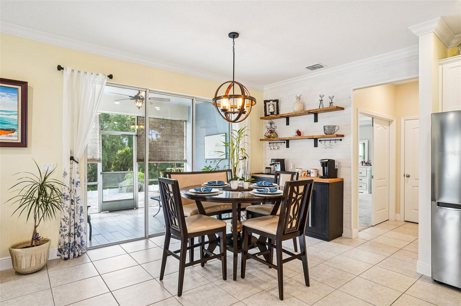 GLEN PH 11 12 & 13 - Residential