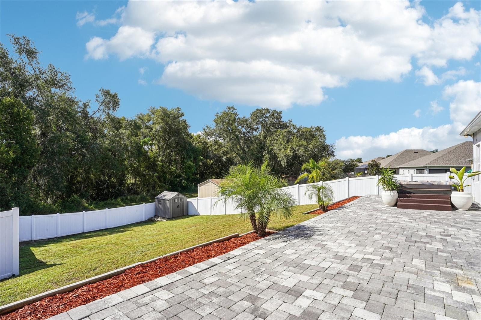 GLEN PH 11 12 & 13 - Residential
