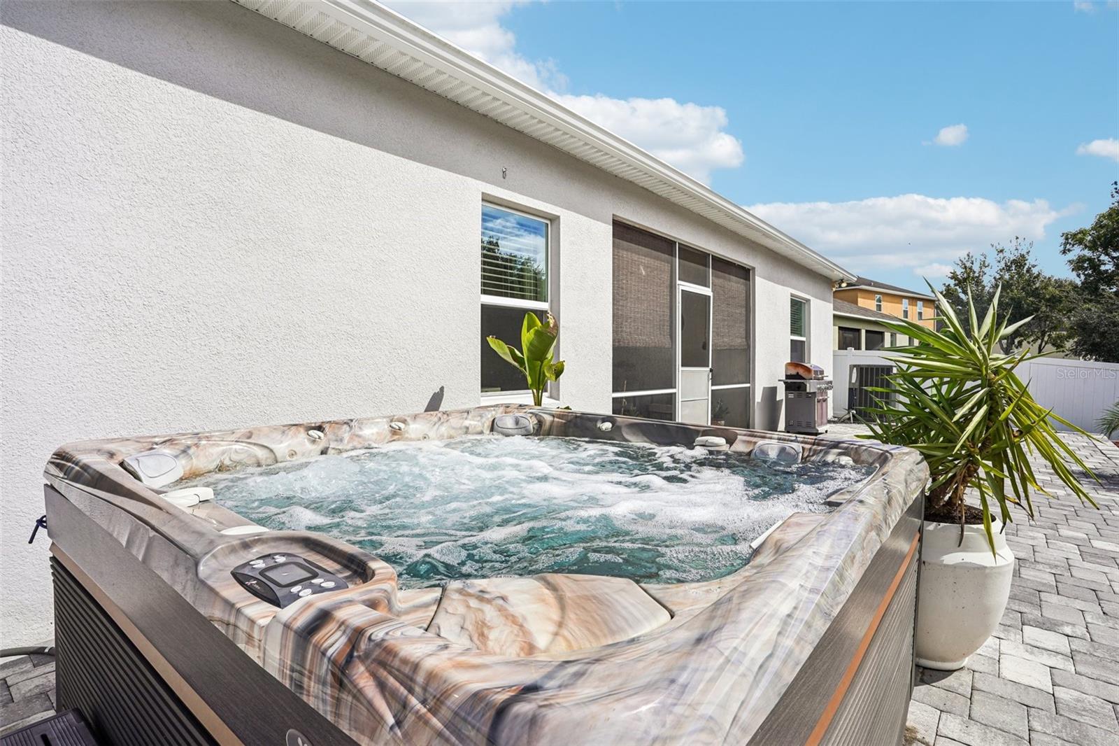 GLEN PH 11 12 & 13 - Residential