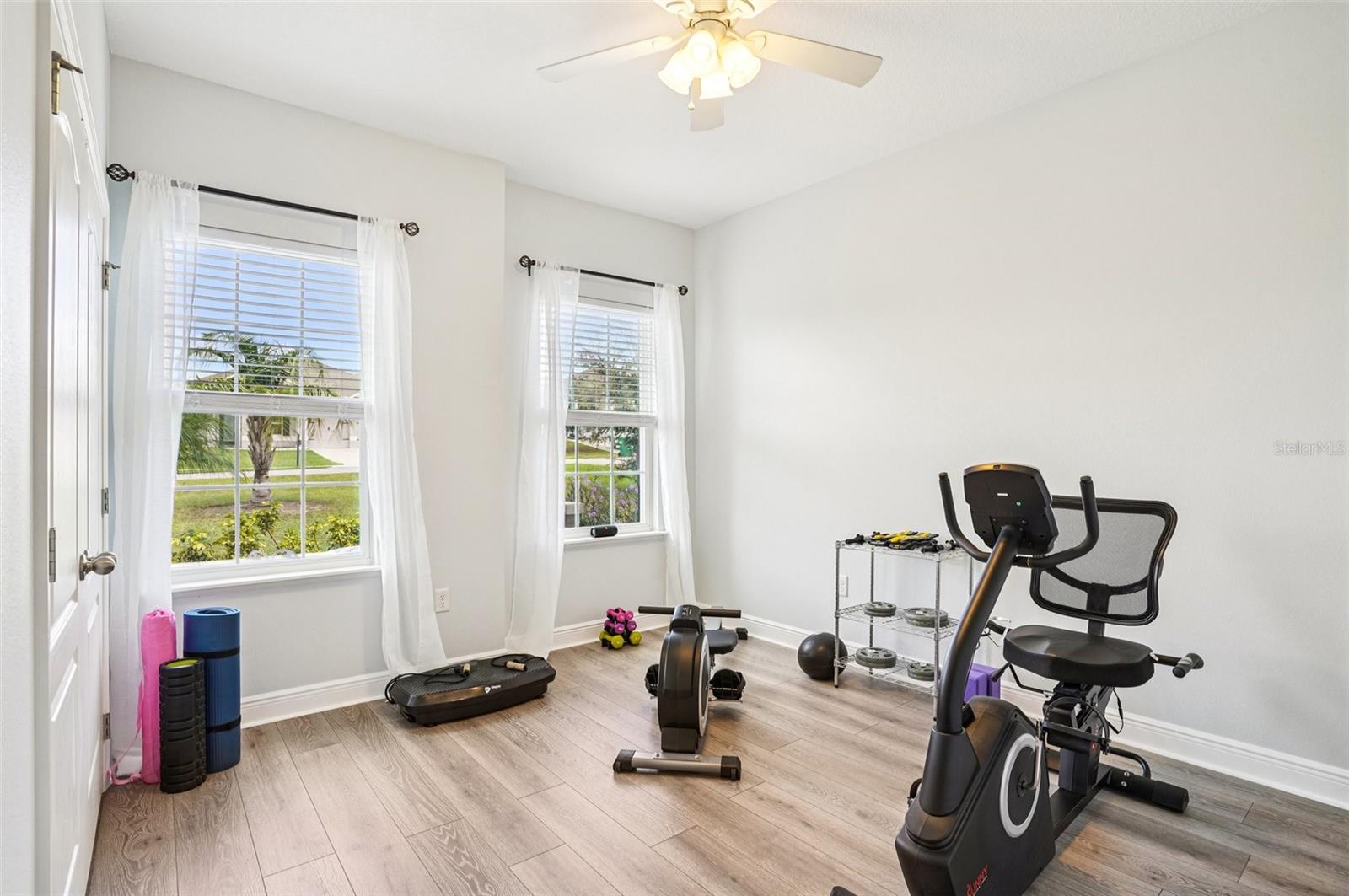 GLEN PH 11 12 & 13 - Residential