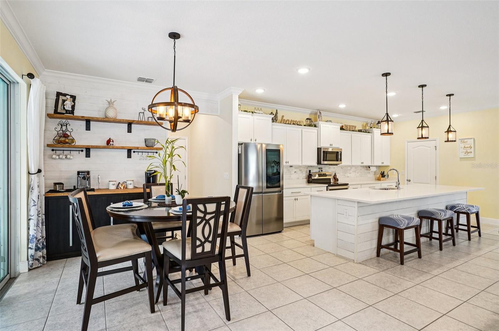 GLEN PH 11 12 & 13 - Residential