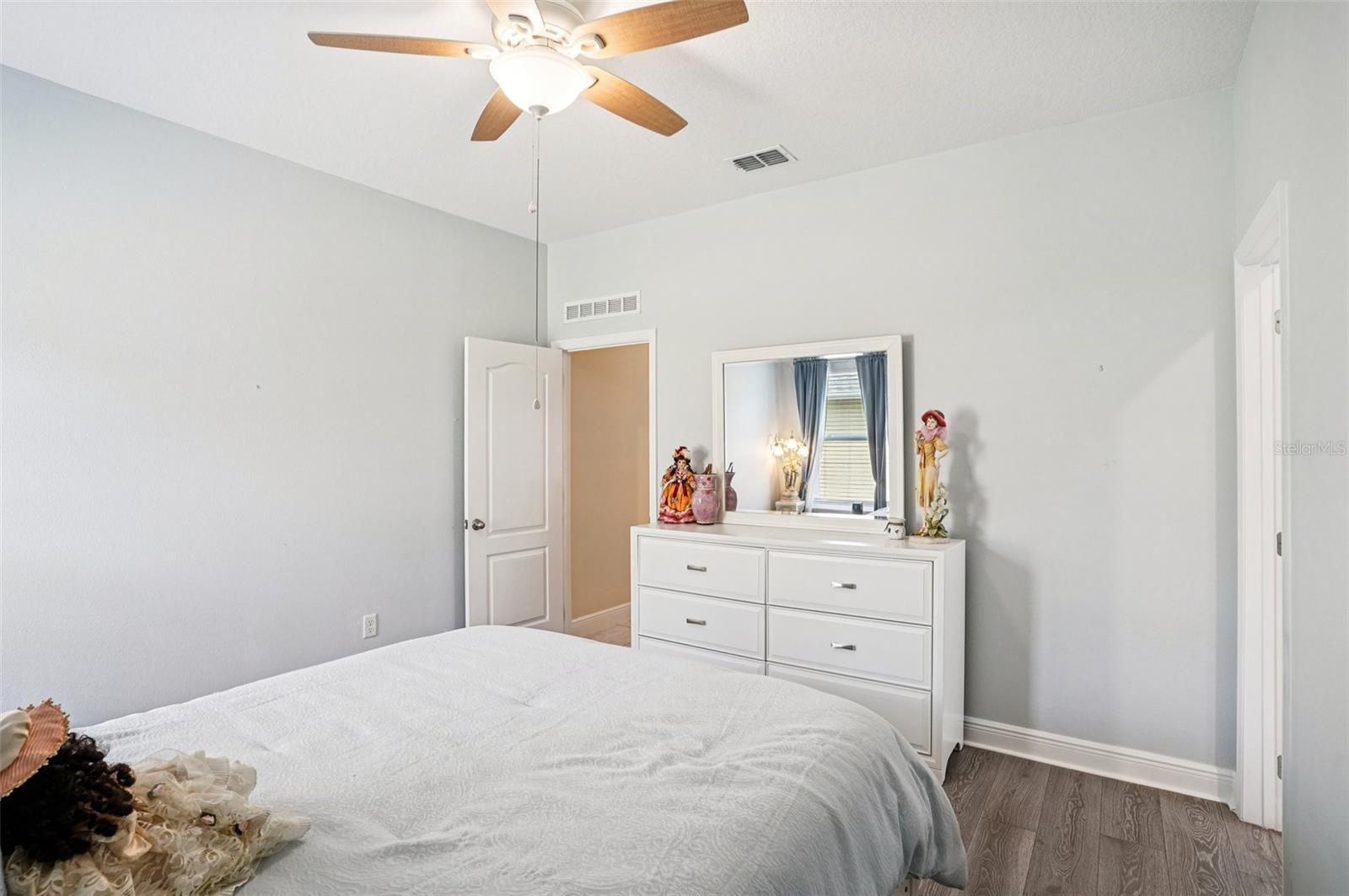 GLEN PH 11 12 & 13 - Residential