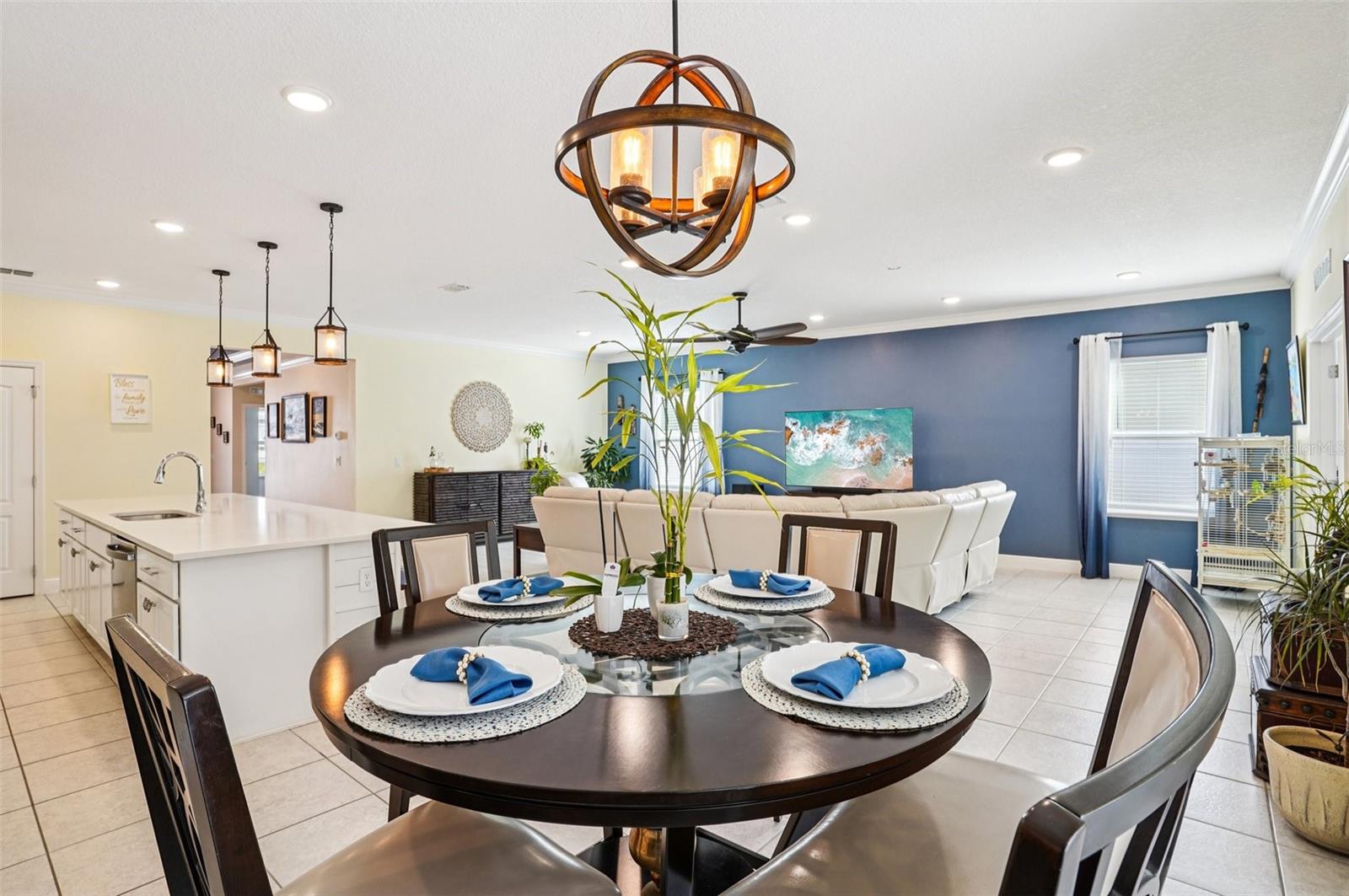 GLEN PH 11 12 & 13 - Residential