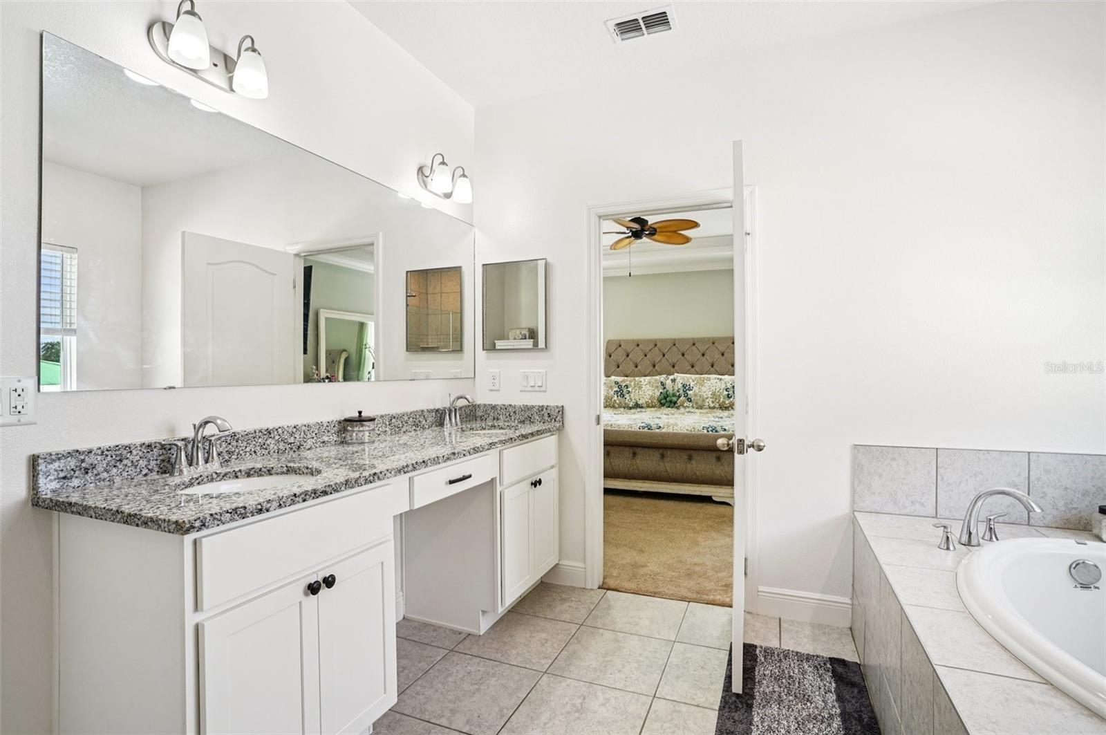 GLEN PH 11 12 & 13 - Residential
