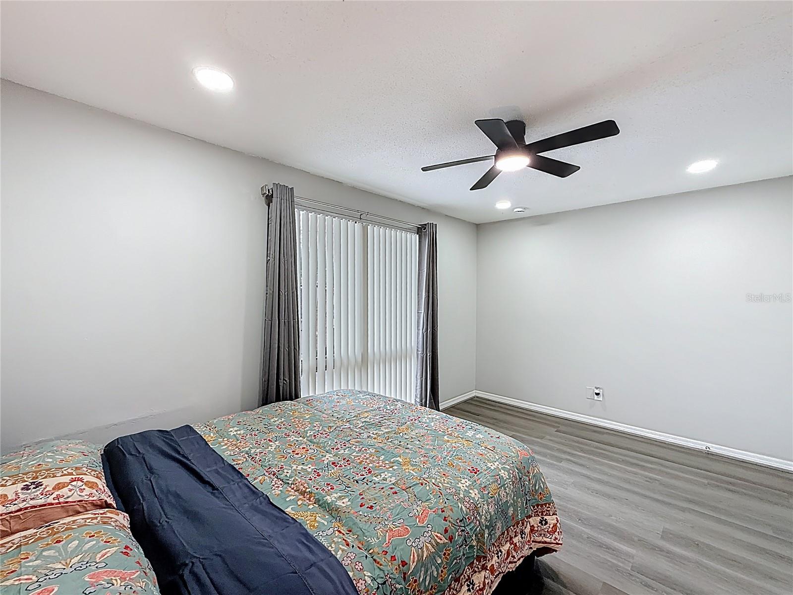 SUMMIT HOUSE - Residential