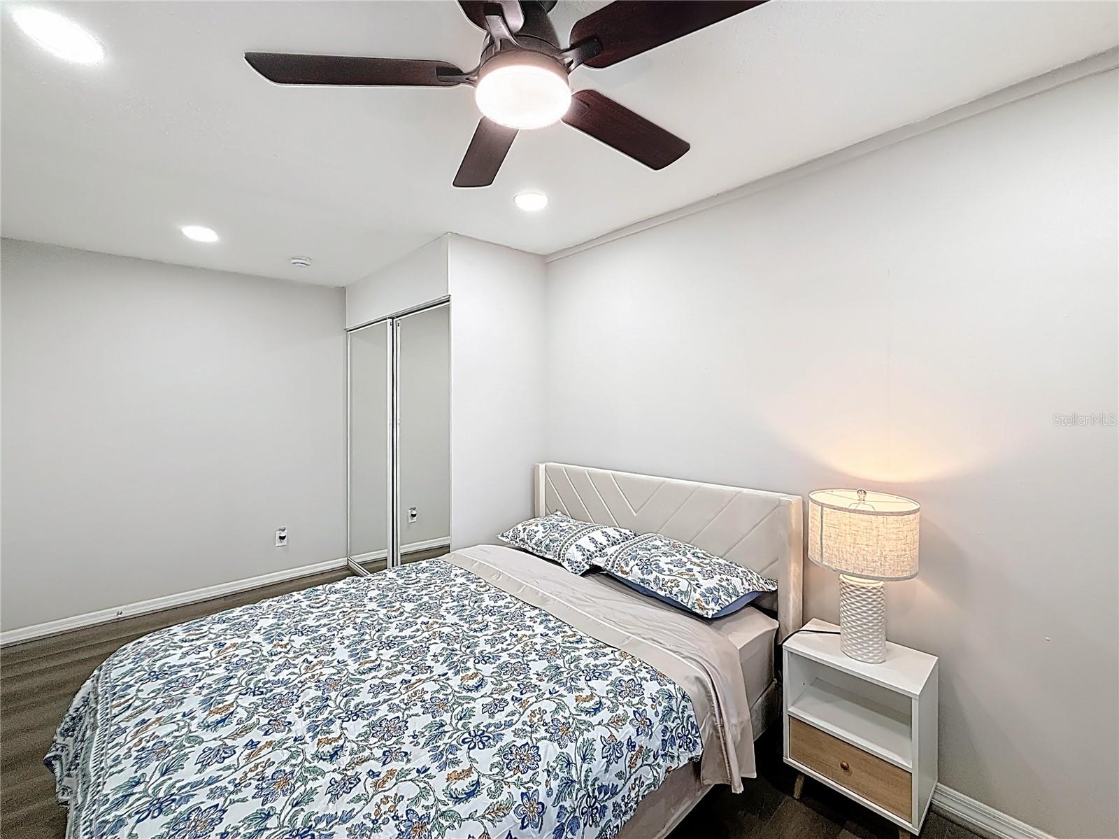 SUMMIT HOUSE - Residential