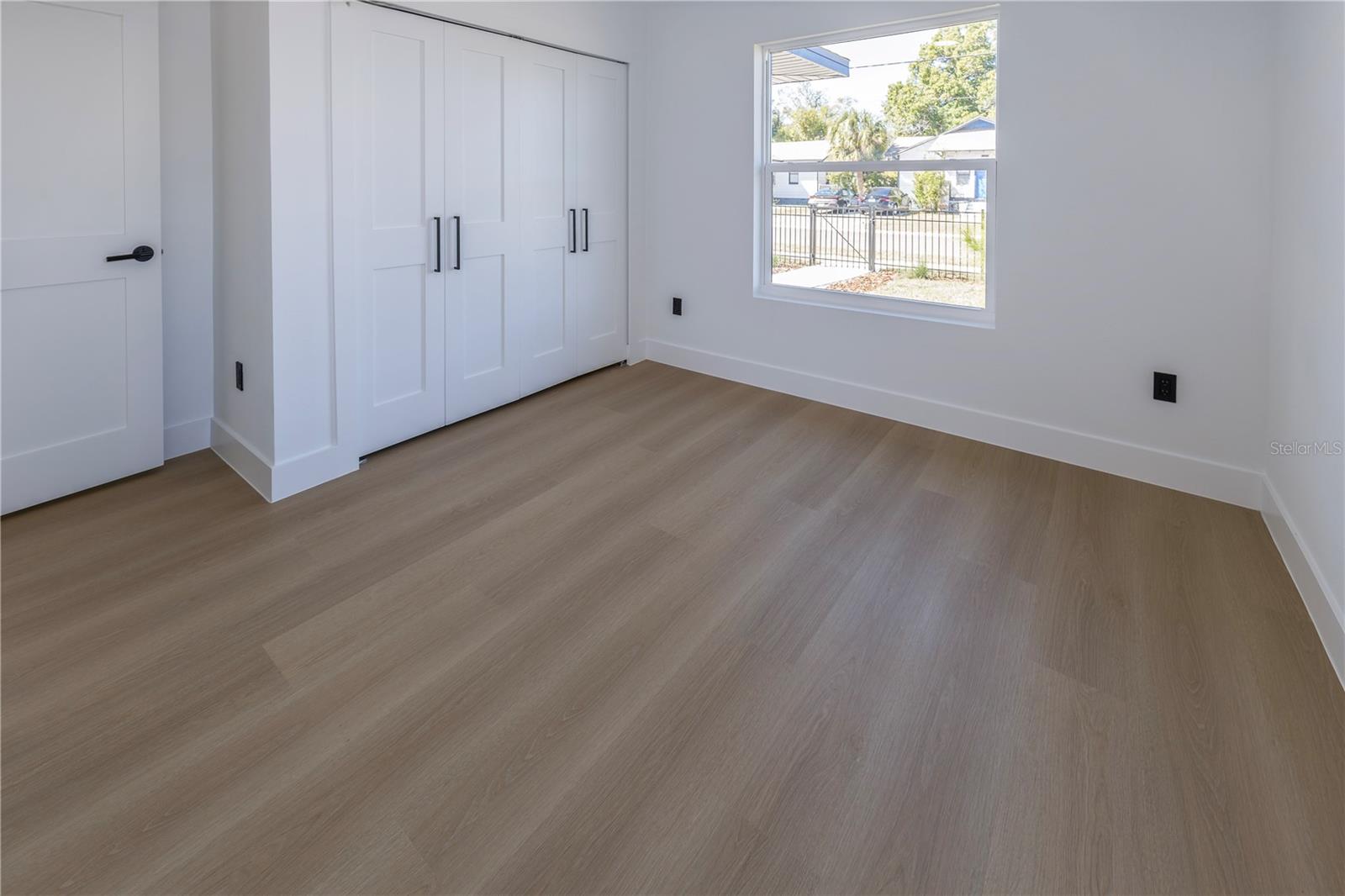 1834/1836 19TH STREET S