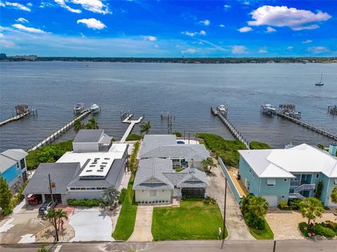 1907 4TH STREET W PALMETTO FL 34221