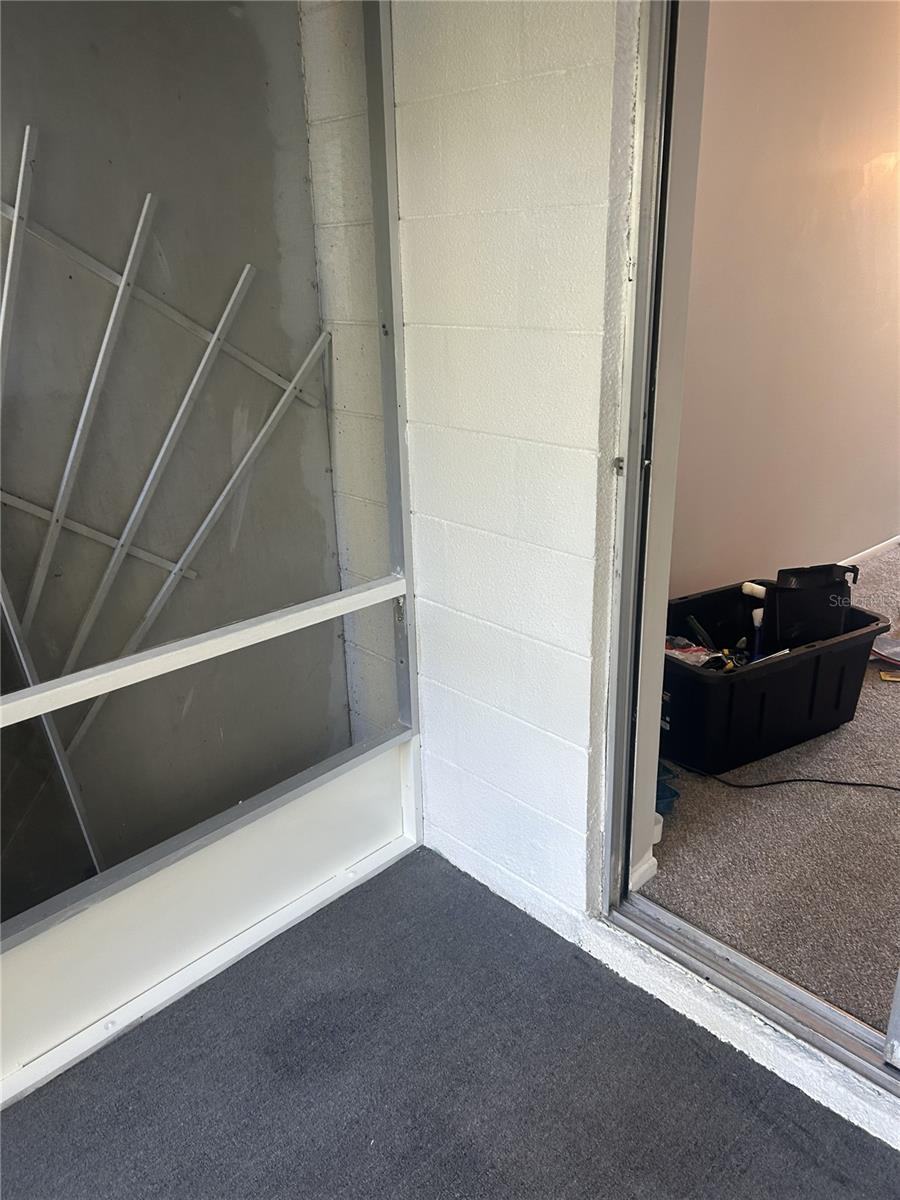 THE THIRD BAYSHORE - Residential