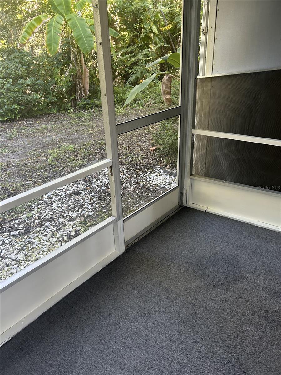 THE THIRD BAYSHORE - Residential